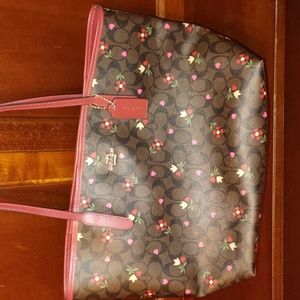 Coach flower and heart tote